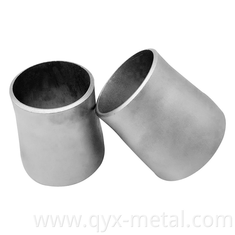 Titanium pipe fittings